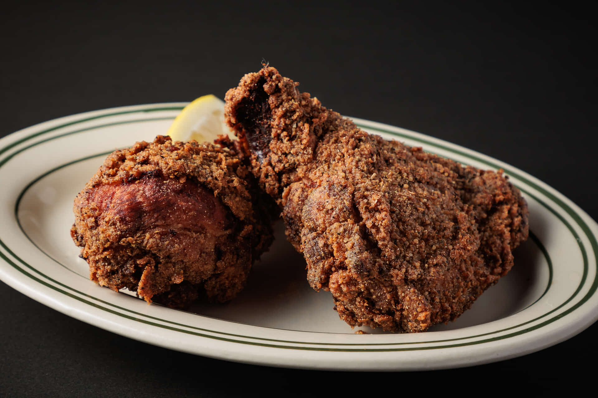 自家製フライドチキン(2P) 自家製フライドチキン(2P)|芝公園でハンバーガーのテイクアウト・デリバリーならMUNCH'S BURGER SHACK