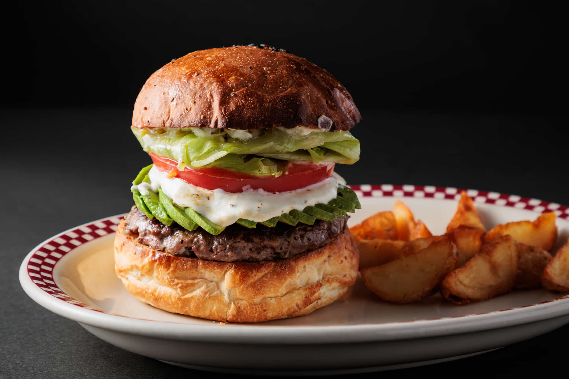 サワークリームアボカドバーガー サワークリームアボカドバーガー|芝公園でハンバーガーのテイクアウト・デリバリーならMUNCH'S BURGER SHACK